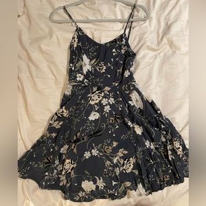 Old navy floral spaghetti strap dress